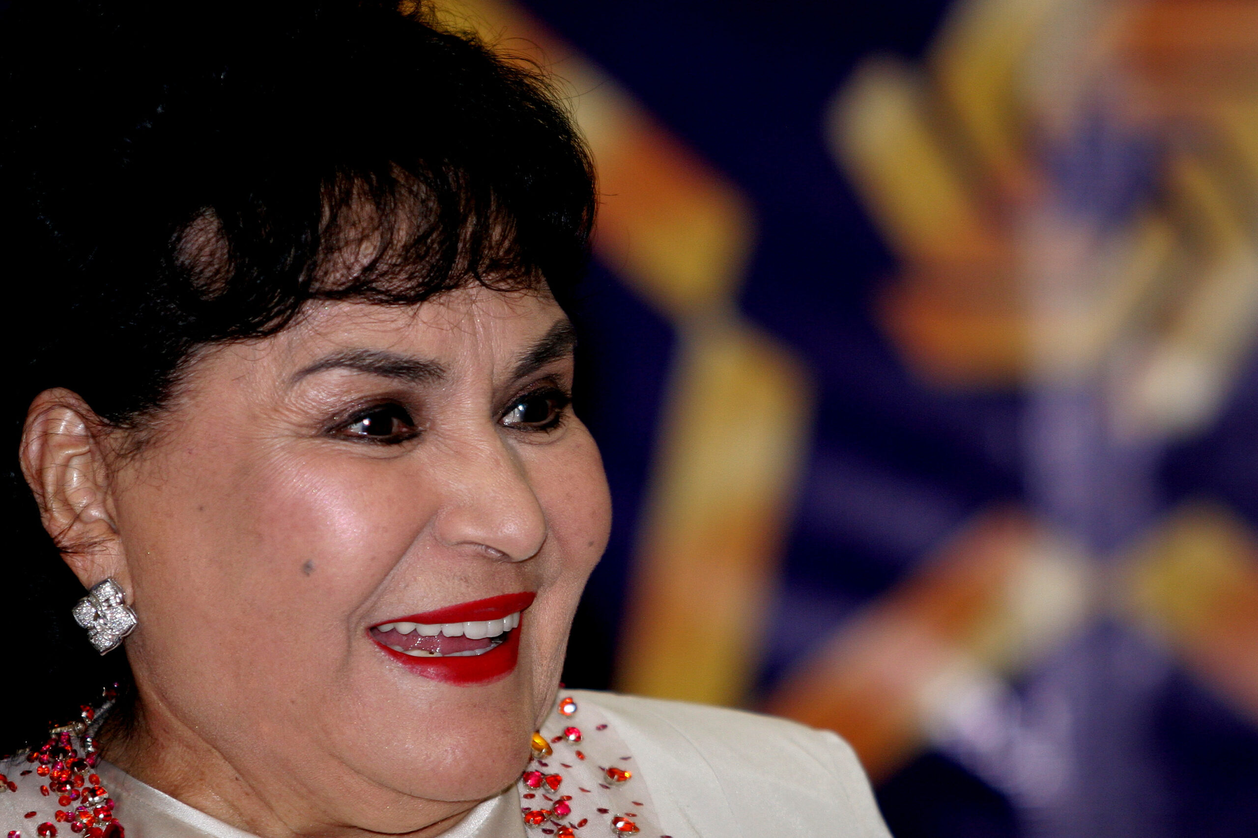 Hospitalizan de emergencia a la actriz mexicana Carmen Salinas