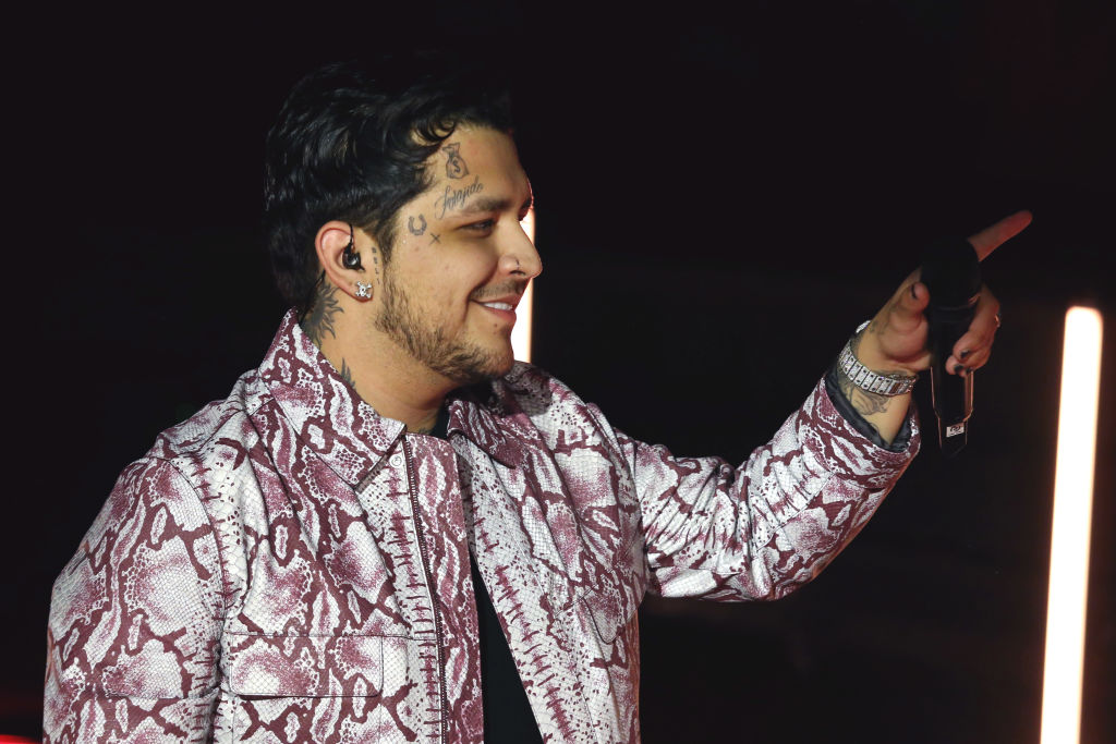 Christian Nodal ya se borró el último tatuaje que tenía de Belinda