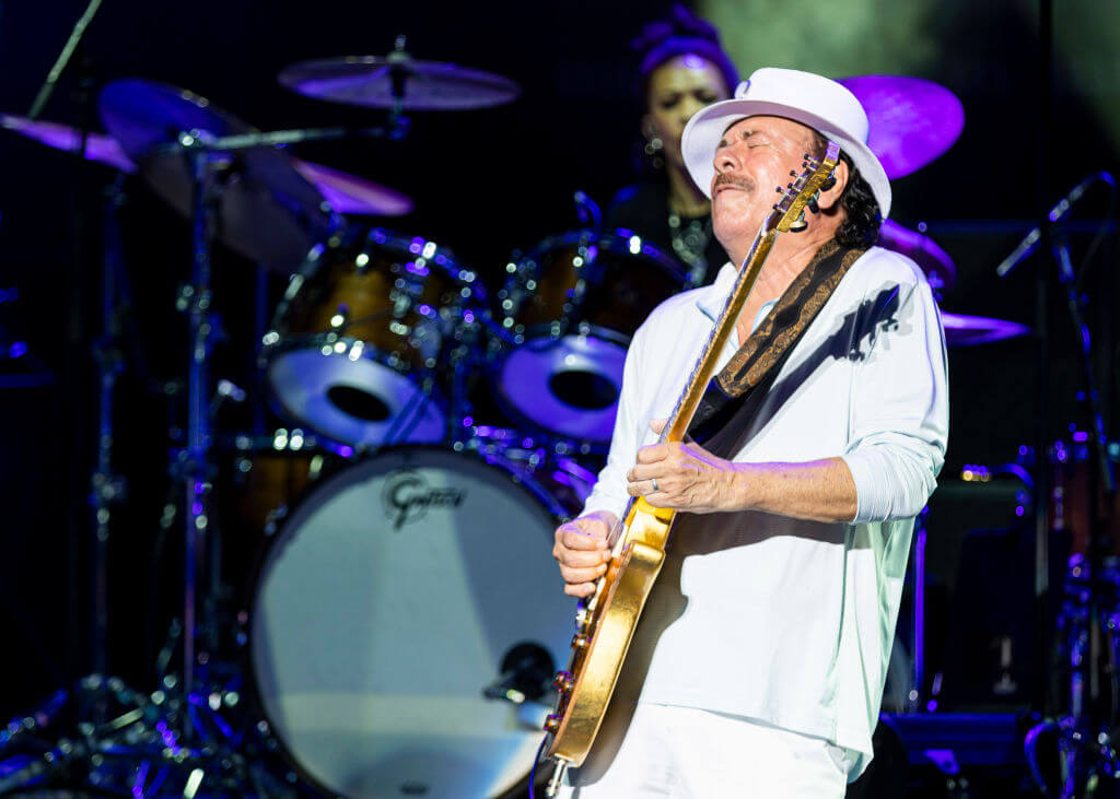 Carlos Santana Colaps Durante Su Presentacin En Pine Knob En Clarkston.jpg