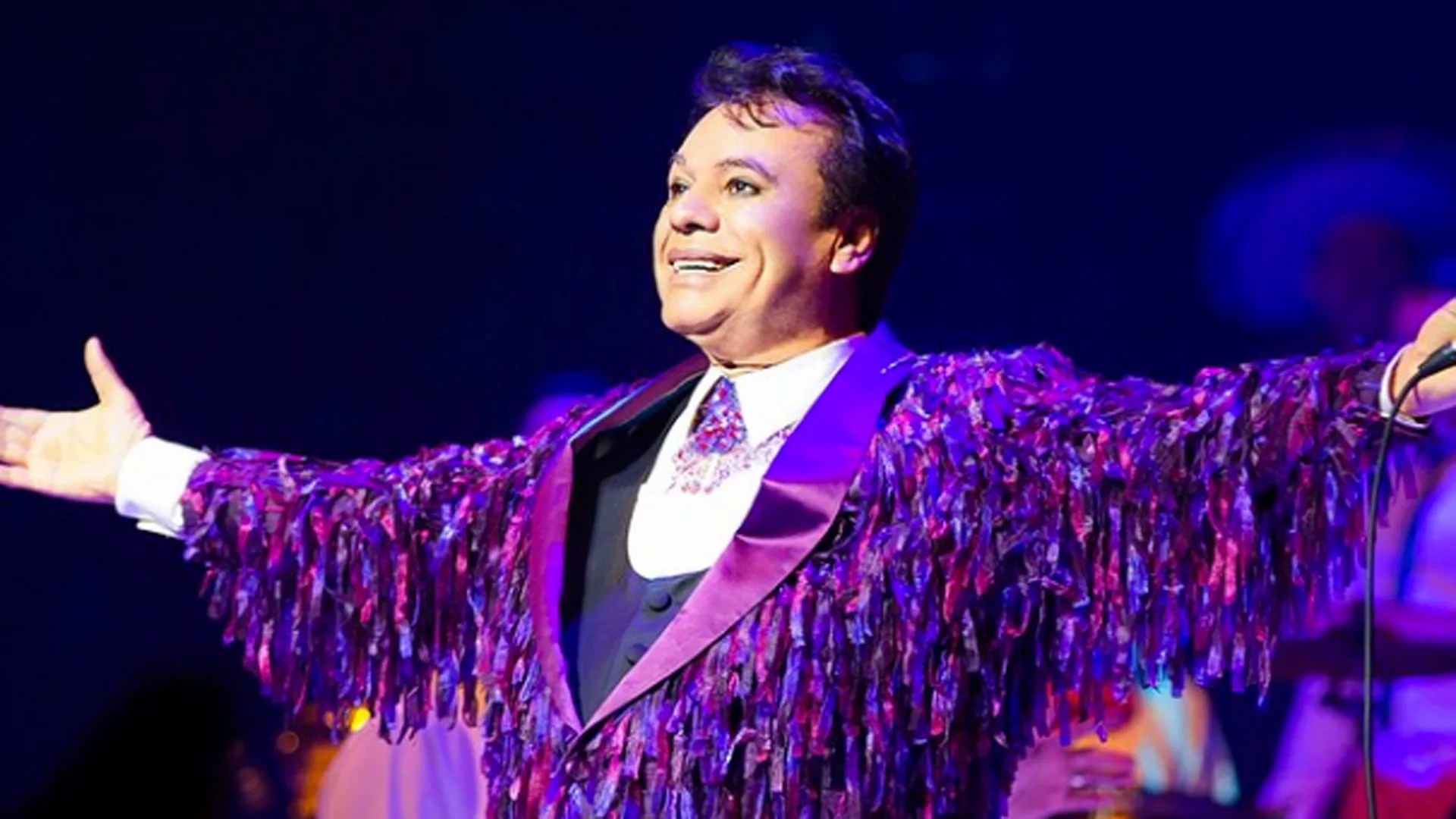 ¿Fingió su muerte? Filtran audios de Juan Gabriel afirmando estar vivo