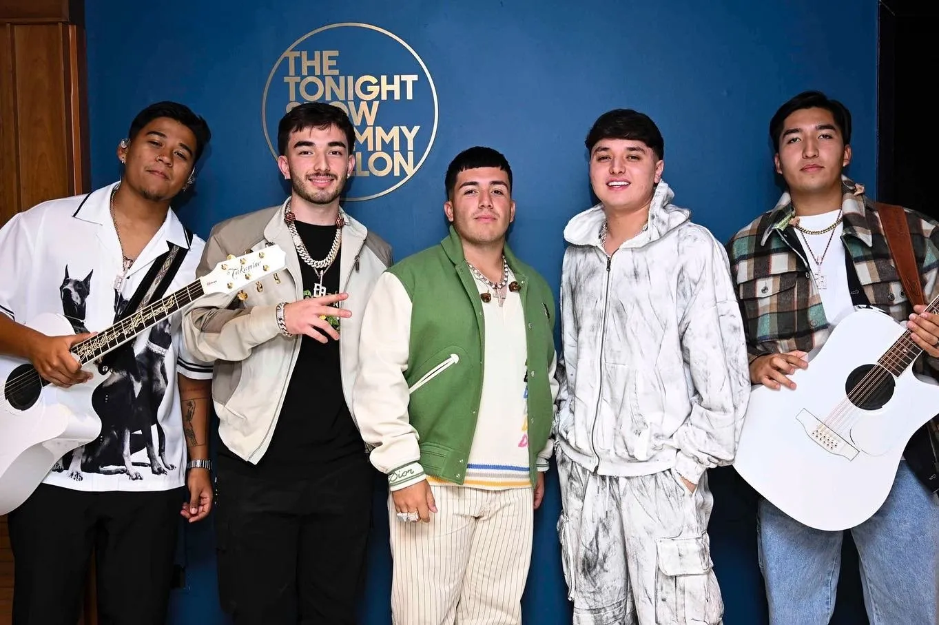 Así fue el show de Gabito Ballesteros y Eslabón Armado en Jimmy Fallon