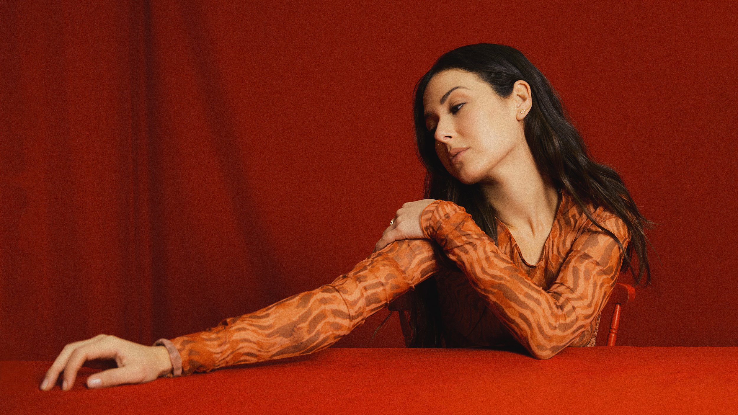 Entrevista con Nella: Música oscura y delicada